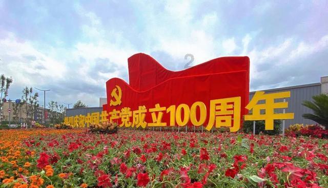 谈恋爱的时候有人追自己有必要告诉另一半吗？游戏画面